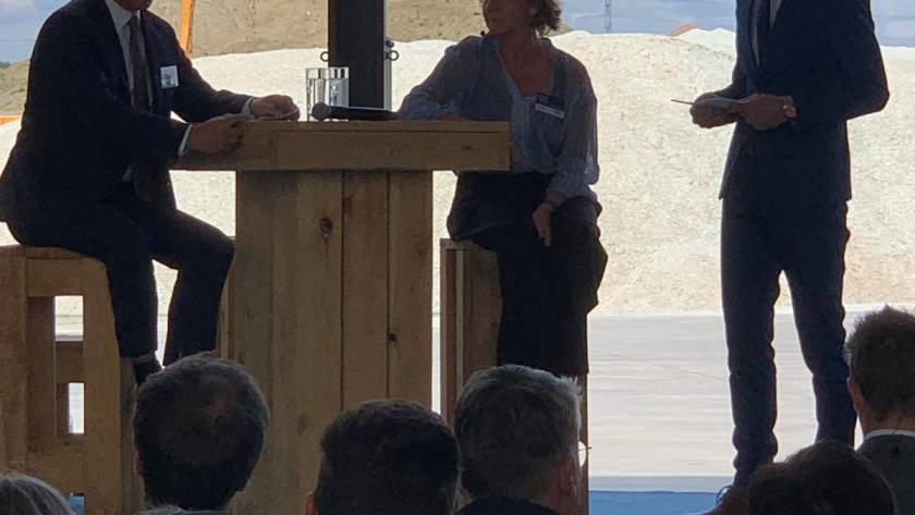 opening of a new glass recycling plant by GRL