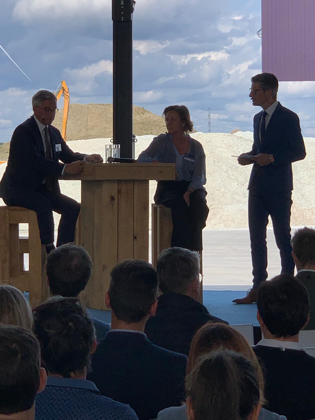 opening of a new glass recycling plant by GRL